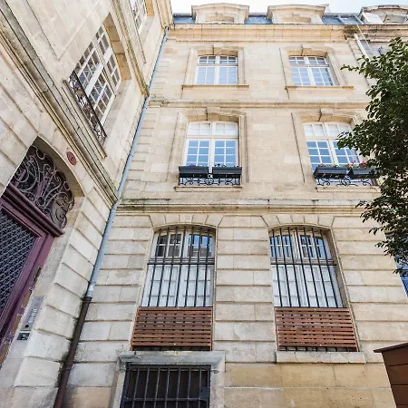 Apartment Camille Pelletan